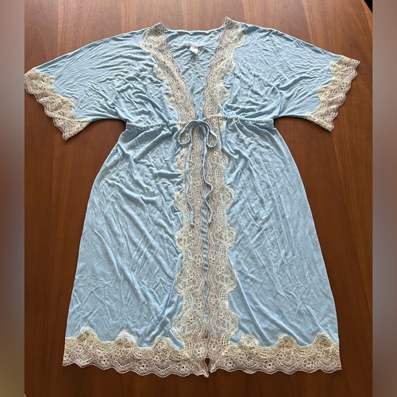 EBERJEY Short Sleeve Lace Kimono Robe Blue, Size Medium - Picture 1 of 8